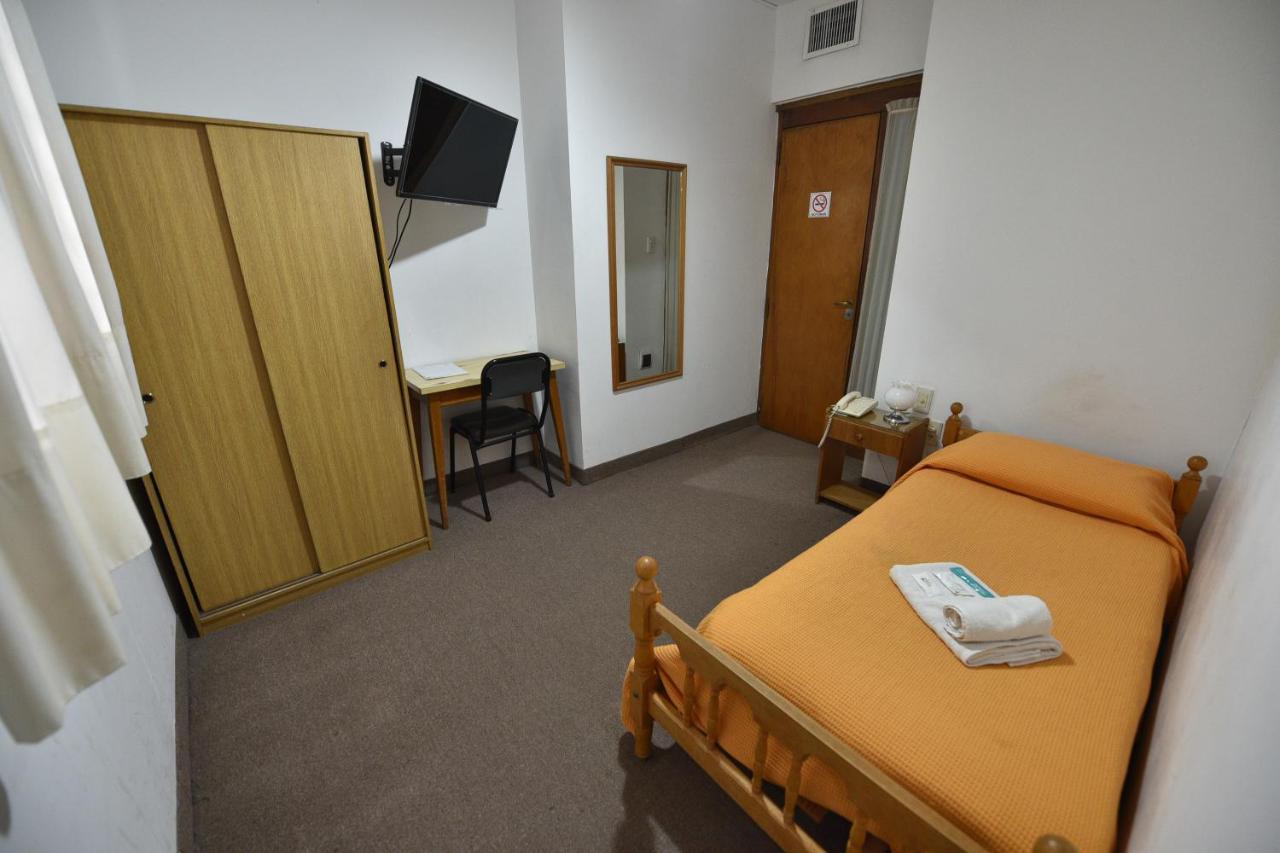 Hotel Simon 特伦克劳肯 外观 照片