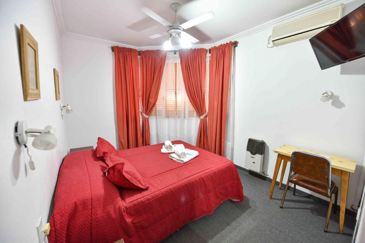 Hotel Simon 特伦克劳肯 外观 照片